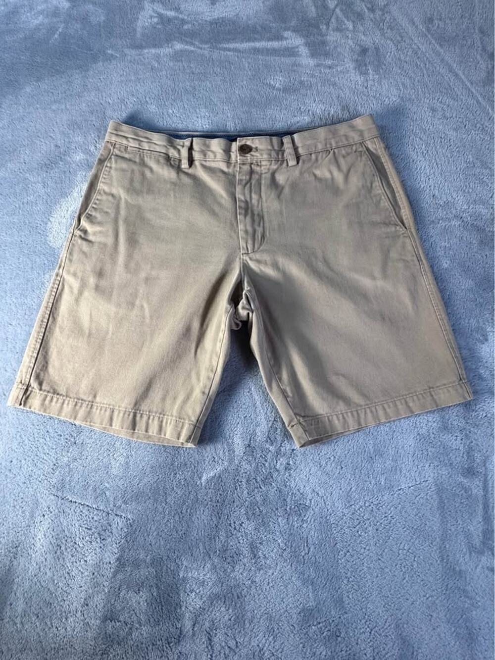 Banana Republic Aiden Short Khaki Size 34